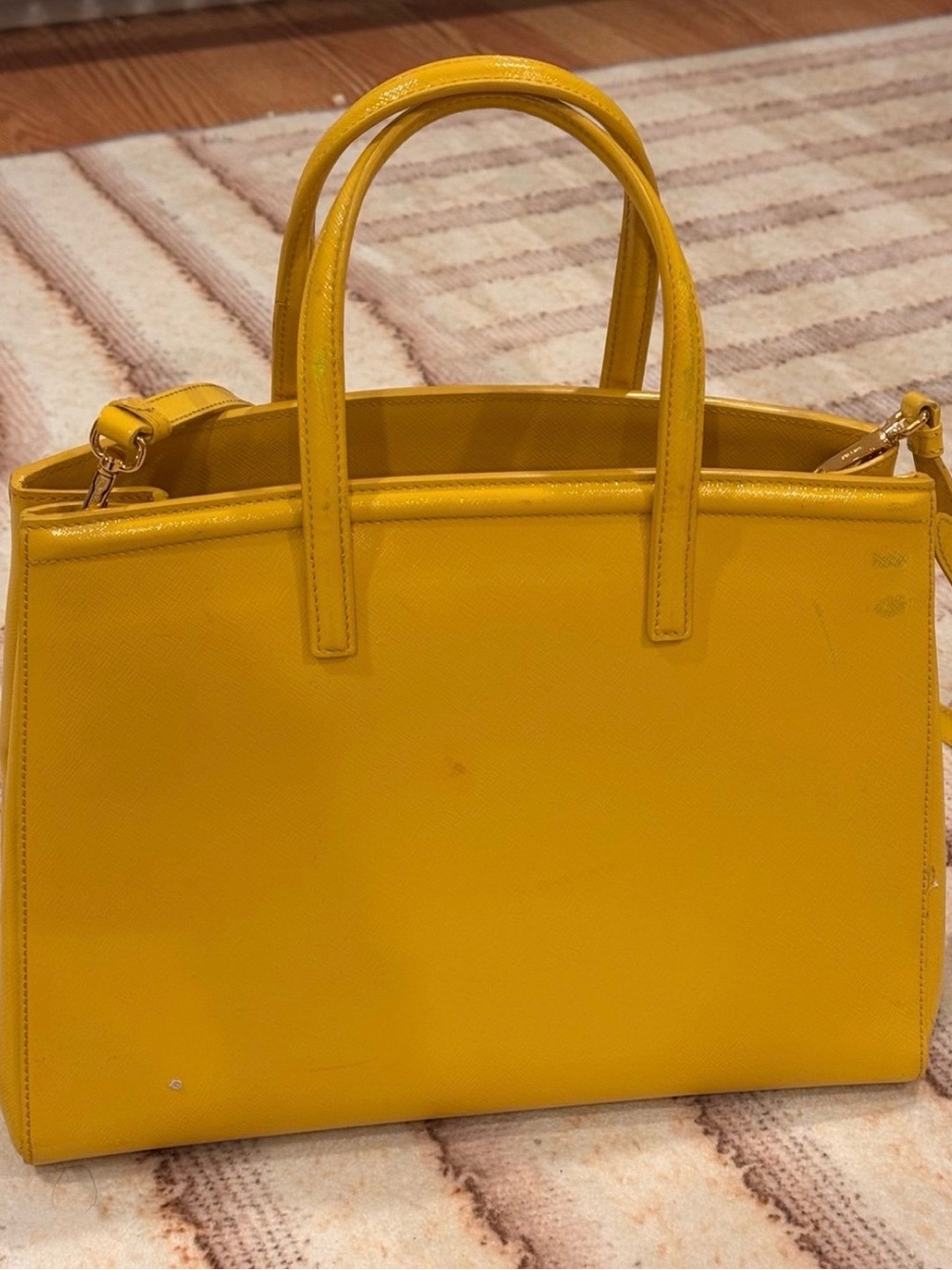 Prada BN2535 Galleria Saffiano Vernice Tote in Girasole Yellow with double COA! - Picture 11 of 16